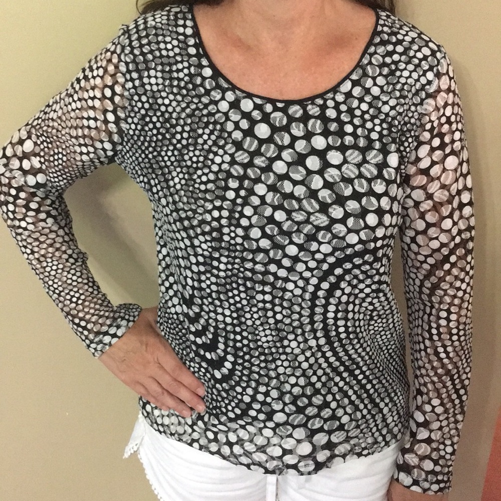 Chico’s White & Black Top